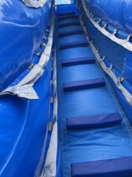 Wave1 1758566106 21' Rampage Half Pipe Water Slide